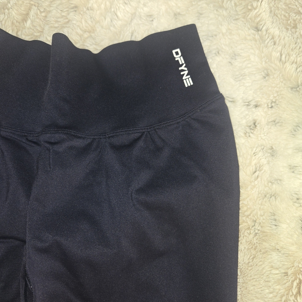 NWT Dfyne Women's Galaxy Leggings Size Medium - Picture 5 of 7